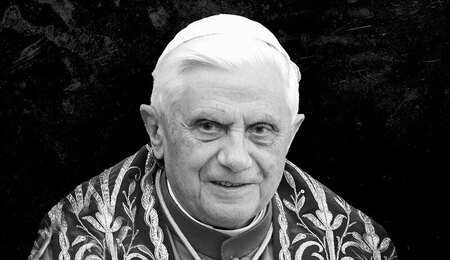 Benedict-XVI-black.jpg