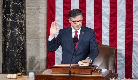 mid-epa10939034.jpg