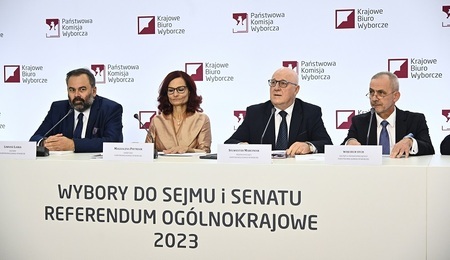 mid-23a15108.jpg