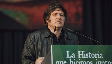 Javier_Milei_VIVA22_2-scaled-e1698755377298.jpg