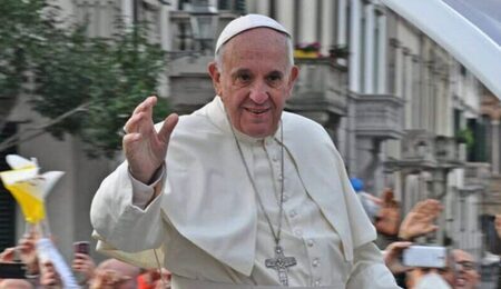 Pope_Francis_in_Prato_87-scaled-e1700315120352.jpg
