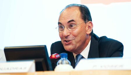 Alejo_Vidal-Quadras_Vice-President_of_the_European_Parliament_5933651858-e1699550300640.jpg