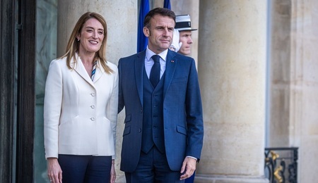 Macron.jpg