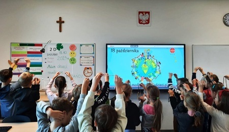 2023_11_02_PKWP_Milion-dzieciecych-serc-bije-dla-pokoju_01.jpg