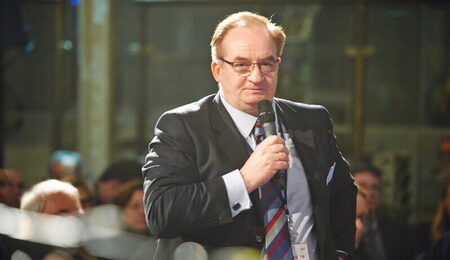 Jacek_Saryusz-Wolski_12189288995-e1700297078386.jpg
