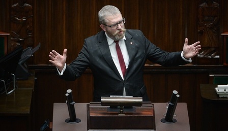 Grzegorz-Braun-3.jpg