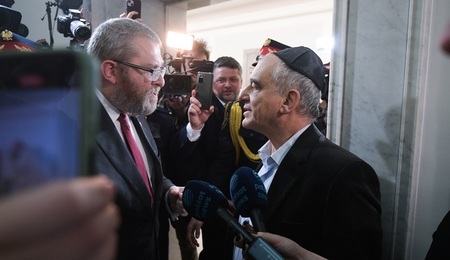 Grzegorz-Braun-2.jpg
