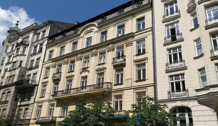 Collegium-e1701862232119.jpg