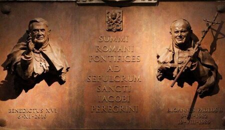 1280px-John_Paul_II_and_Benedict_XVI_plaque_-_Cathedral_of_Santiago_de_Compostela-e1678803151622.jpg