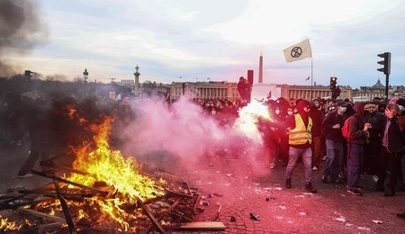 Protesty-we-Francji.jpg