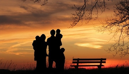 family-3347049_960_720.jpg