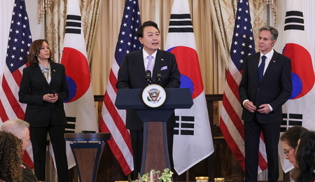 mid-epa10595215-2.jpg