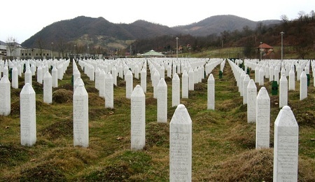Zbrodnia-w-Srebrenicy.jpg