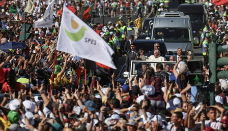 mid-epa10784637-2.jpg