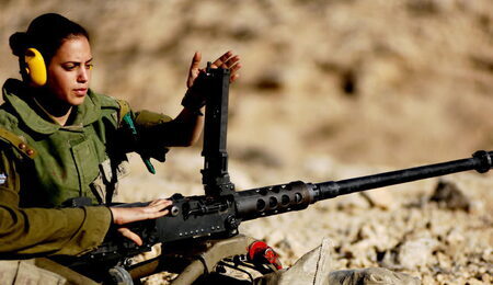 Flickr_-_Israel_Defense_Forces_-_Female_Soldier_at_the_Shooting_Range-e1695214399182.jpg