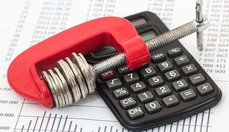 savings-2789137_1280-e1728584190737.jpg