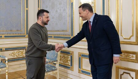 Volodymyr_Zelenskyy_Radoslaw_Sikorski-e1727757627788.jpg