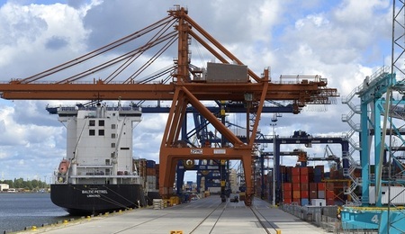Port.jpg