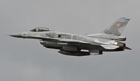 f16pl.jpg