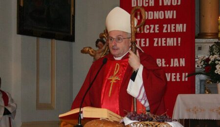 Biskup_Jacek_Jezierski_03-scaled-e1731678659371.jpg