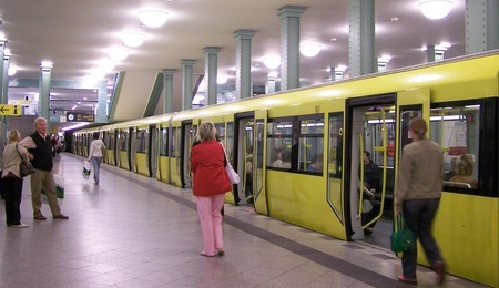 UbahnAlexanderPlatz.jpg