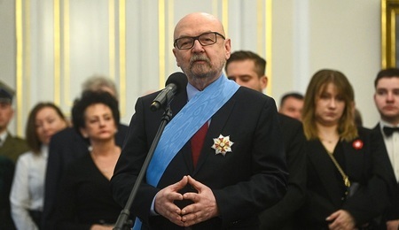 24b11100.jpg