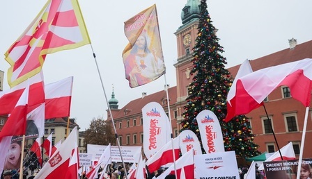 Protest-2.jpg