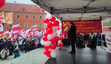 Protest-3.jpg
