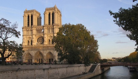 Notre-Dame_de_Paris-France.jpg