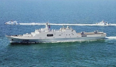 Yuzhao_Type_071_Class_Amphibious_Ship.jpg