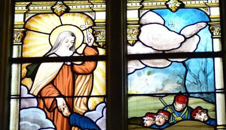 stained-glass-4454622_1280-e1733932388882.jpg