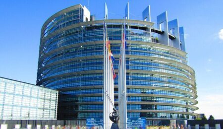 the-european-parliament-in-strasbourg-5180608_1280-e1707943929704.jpg