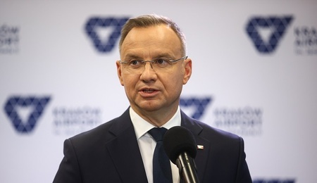 24308667.jpg