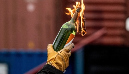 Koktajl-Molotowa.jpg