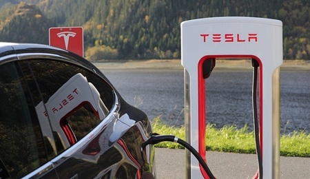 tesla.jpg