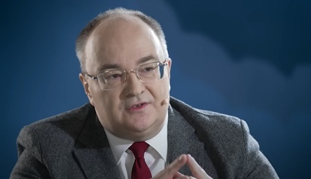 Krzysztof-Rak-32u1i4u23jr23u90ri32.jpg