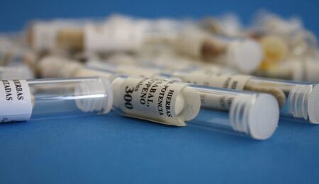 pills-858180_1280-e1718437986827.jpg