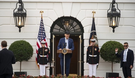 epa11390341.jpg