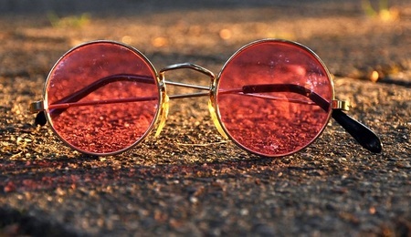 glasses-2832106_1280.jpg