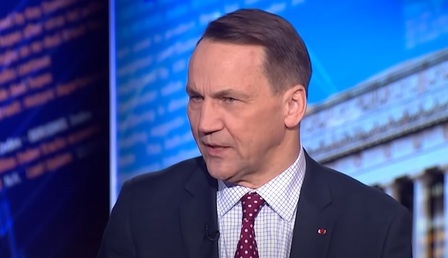 Sikorski-youtube-329i1344u3908r.jpg