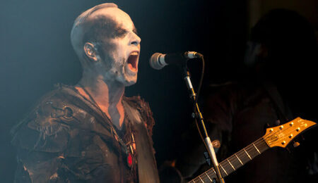 Behemoth_Nergal_auf_der_Barge_to_Hell_Dezember_2012-e1722604506894.jpg