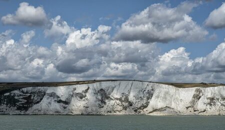 white-cliff-4411680_1280-e1725305134488.jpg