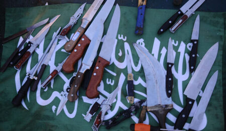Flickr_-_Israel_Defense_Forces_-_Knives_Used_by_Passengers_Aboard_the_Mavi_Marmara-1-e1726127479327.jpg