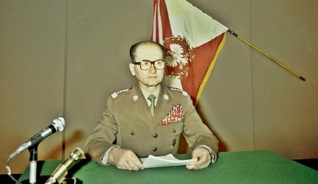 AGAD_Gen._Wojciech_jaruzelski_13_grudnia_1981.jpg
