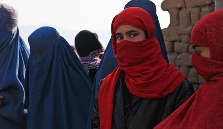burka_chusta.jpg