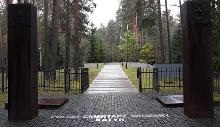 Katyn-IPN.jpg