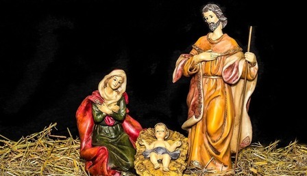christmas-crib-figures-1904439_1.jpg