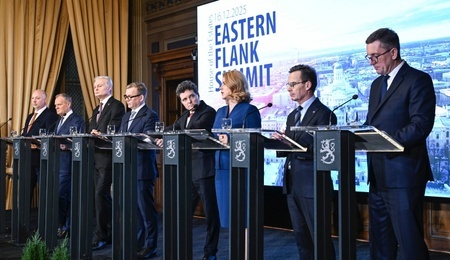 mid-epa12596404.jpg