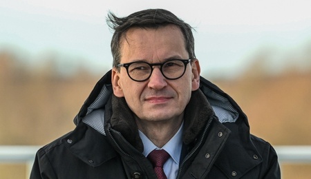 mid-25c15345.jpg