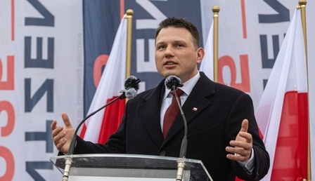 mid-25201251.jpg